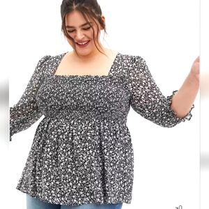 Torrid Black & White Ditsy Floral Chiffon Smocked Babydoll Top NWT Sz L